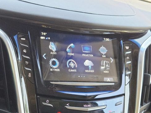 Used 2020 Cadillac Escalade Luxury w/ LPO, Radiant Package AWD/4WD image 28