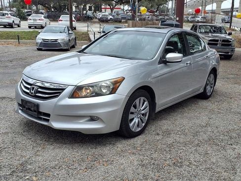 Used 2011 Honda Accord EX-L image 3
