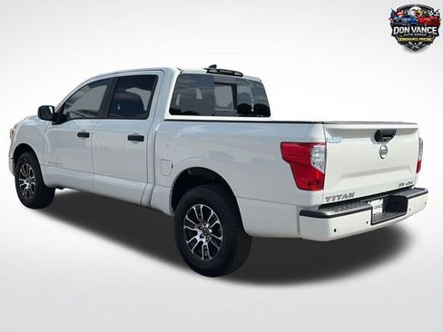 Used 2024 Nissan Titan SV AWD/4WD image 3