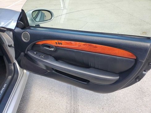 Used 2006 Lexus SC 430 Convertible image 26