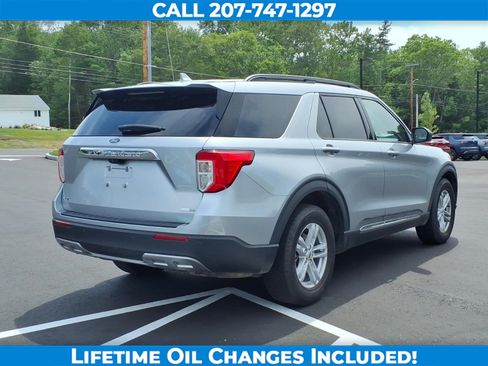 Used 2020 Ford Explorer XLT w/ Equipment Group 202A AWD/4WD image 5