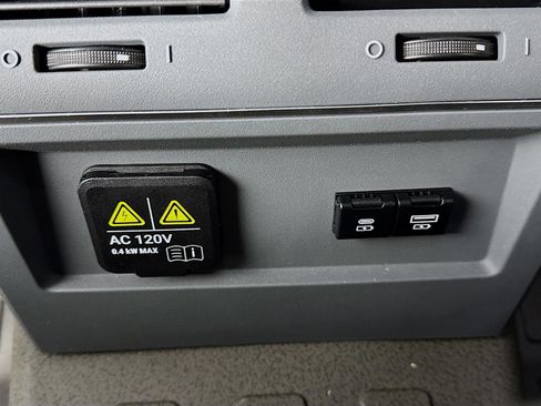 Used 2025 INEOS Grenadier Trialmaster Edition image 24