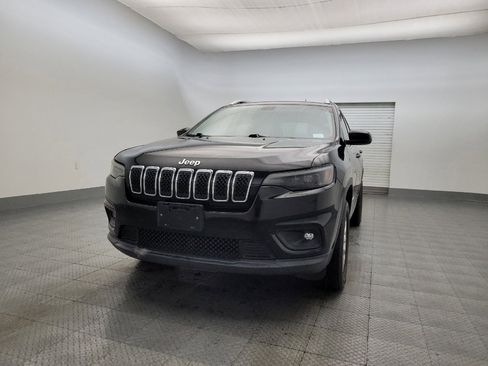 Used 2019 Jeep Cherokee Latitude w/ Popular Appearance Group image 15