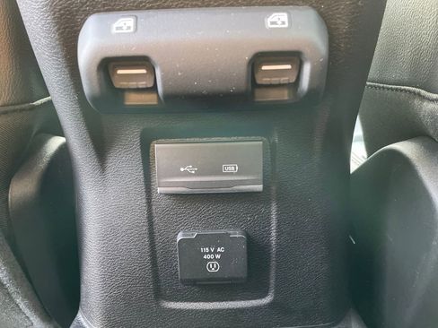 Used 2020 Jeep Gladiator Rubicon image 16