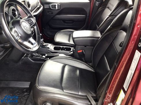 Used 2021 Jeep Wrangler Unlimited Sahara image 7