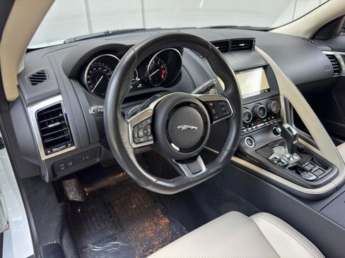 Used 2019 Jaguar F-TYPE R-Dynamic RWD image 14