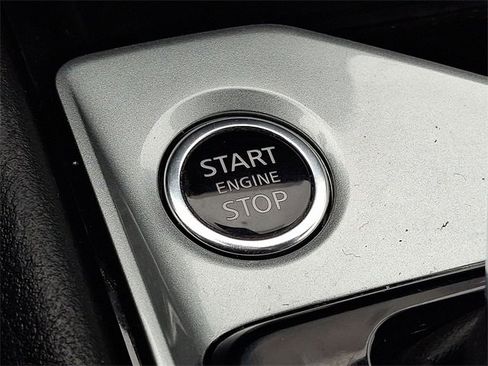 Used 2024 Nissan Altima 2.5 SV image 19