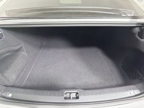 Used 2018 Volvo S90 T5 Momentum w/ Convenience Package FWD image 27