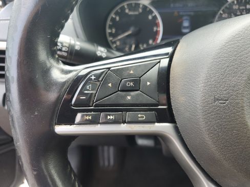Used 2019 Nissan Altima 2.5 SV FWD image 25