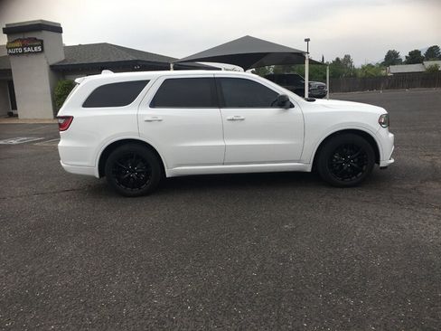 Used 2016 Dodge Durango SXT w/ Blacktop Package RWD image 3