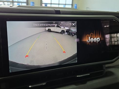 Used 2024 Jeep Wrangler Sport S image 23