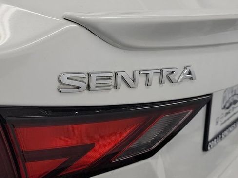 Certified 2023 Nissan Sentra SR w/ SR Premium Package FWD image 8