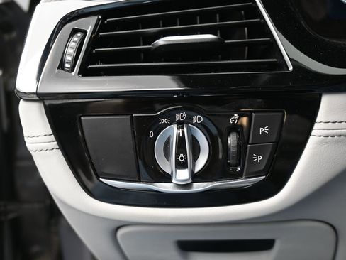 Used 2023 BMW M5 w/ Competition Package image 16