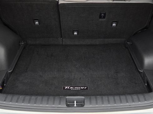 Used 2019 Hyundai Tucson SEL FWD image 11