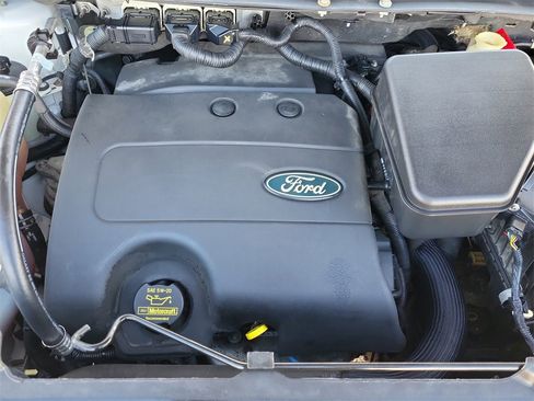 Used 2013 Ford Edge SEL image 20