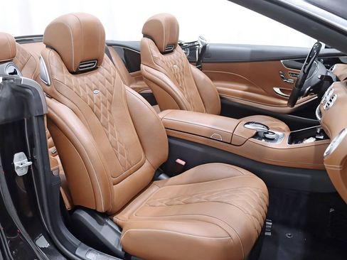 Used 2017 Mercedes-Benz S 550 Cabriolet image 36