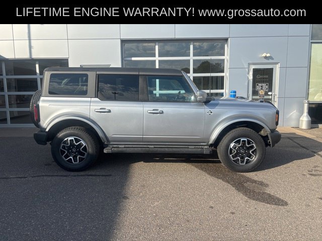Used 2024 Ford Bronco Outer Banks AWD/4WD image 8