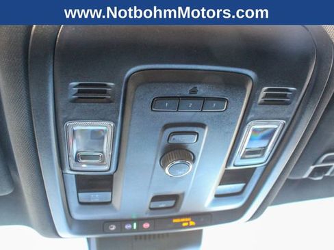 Used 2023 GMC Yukon SLT image 23