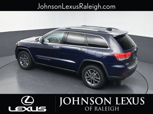 Used 2017 Jeep Grand Cherokee Limited AWD/4WD image 26