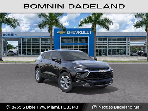 New 2026 Chevrolet Blazer LT FWD image 2