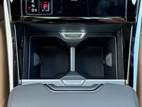 New 2026 Land Rover Range Rover Sport Dynamic SE image 21