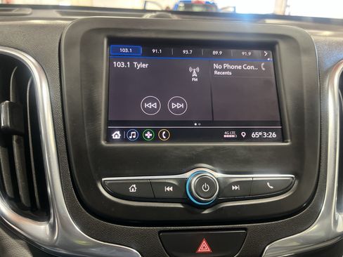 Used 2020 Chevrolet Equinox LS w/ LS Convenience Package AWD/4WD image 33