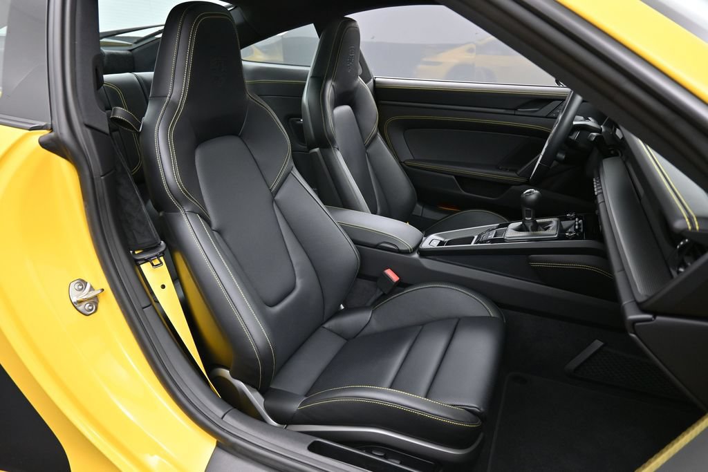 Certified 2023 Porsche 911 Carrera GTS RWD image 26