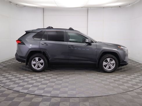 Used 2025 Toyota RAV4 XLE image 4