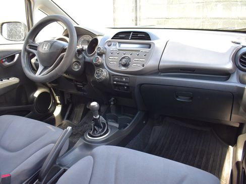 Used 2009 Honda Fit image 11