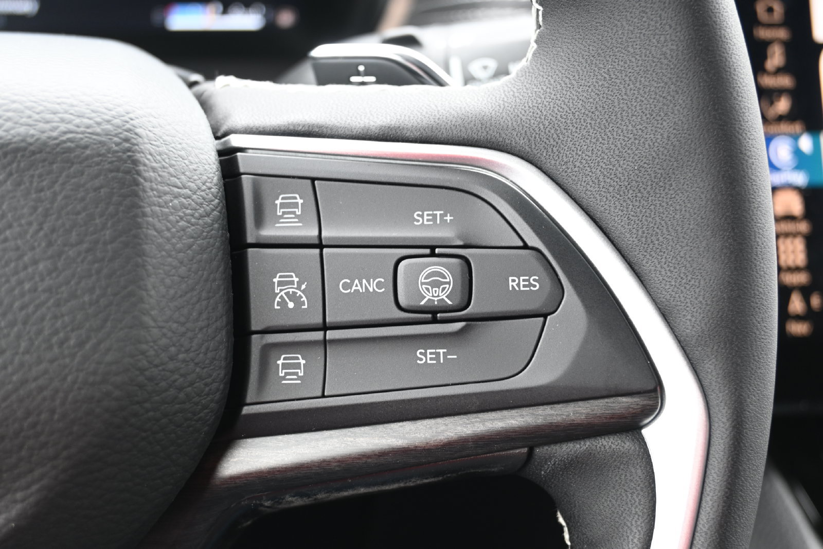 New 2026 Jeep Grand Cherokee Altitude AWD/4WD image 10