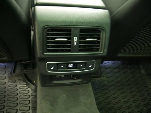 Certified 2023 Audi Q5 2.0T Prestige AWD/4WD image 32