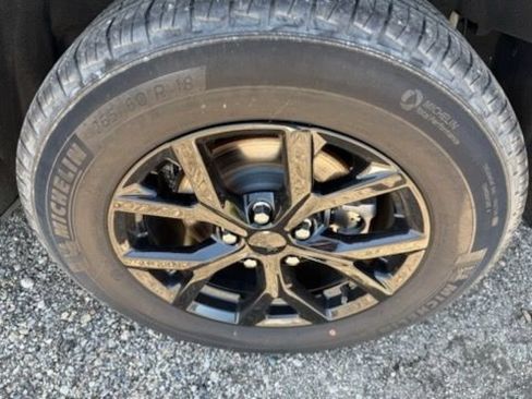 Used 2024 Jeep Grand Cherokee Altitude AWD/4WD image 20
