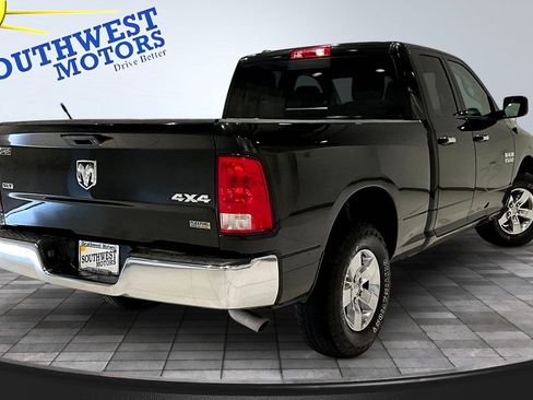 Used 2017 RAM 1500 Classic SLT image 6