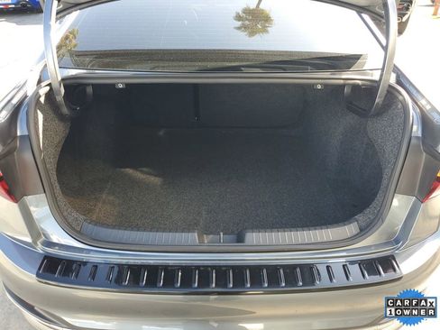 Used 2022 Volkswagen Jetta SEL image 9