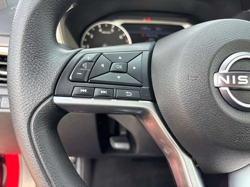 Used 2024 Nissan Altima 2.5 SV FWD image 24