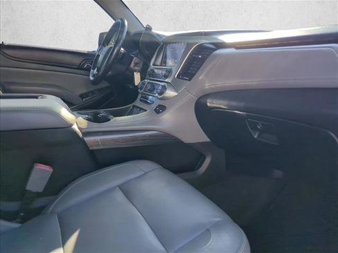 Used 2019 Chevrolet Tahoe LT image 18