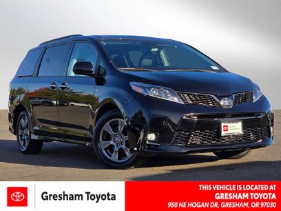 Certified 2019 Toyota Sienna SE