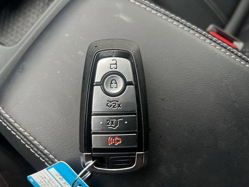 Used 2025 Ford Mustang Mach-E Select w/ Comfort Package Lite image 27