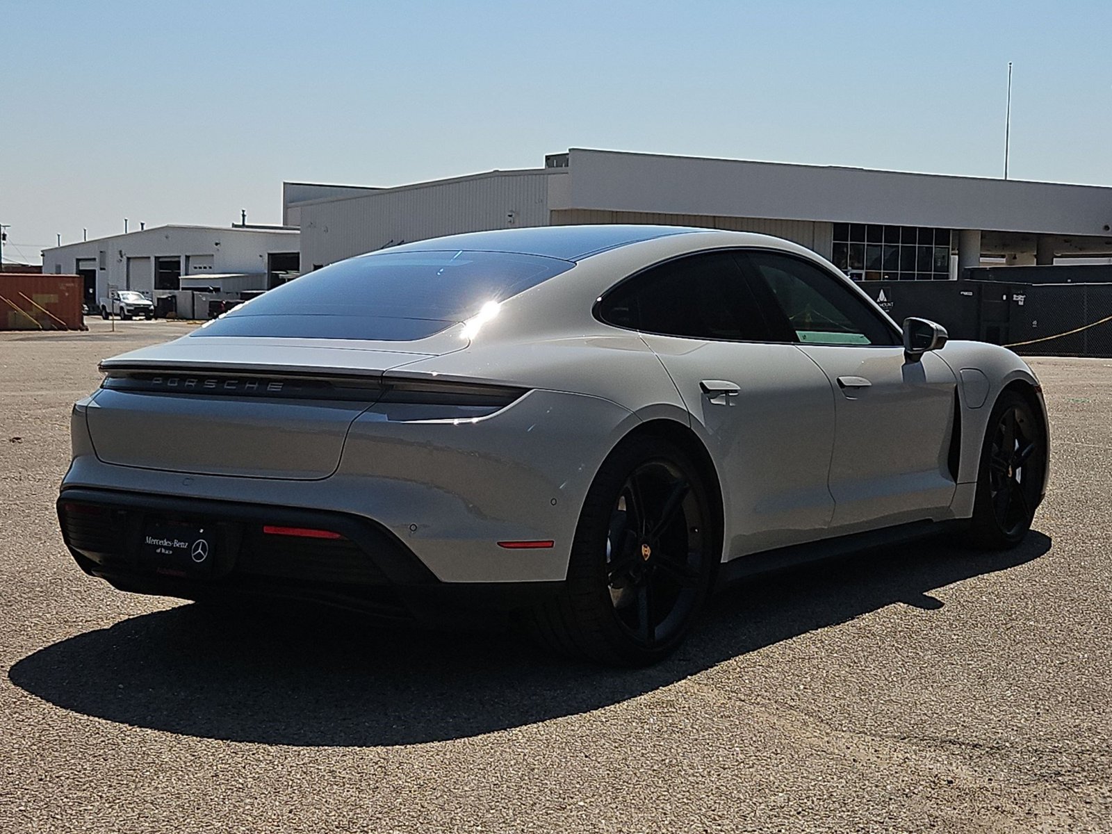 Used 2022 Porsche Taycan 4S AWD/4WD image 5