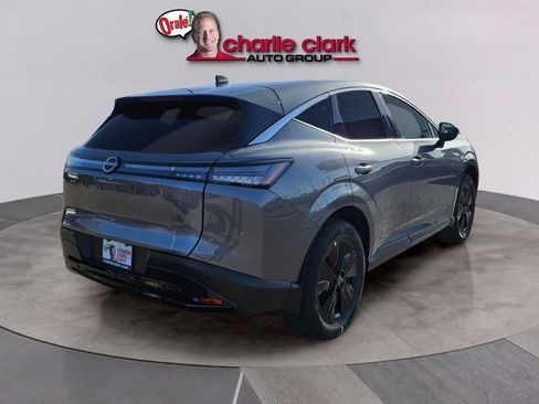 New 2026 Nissan Murano SV image 6