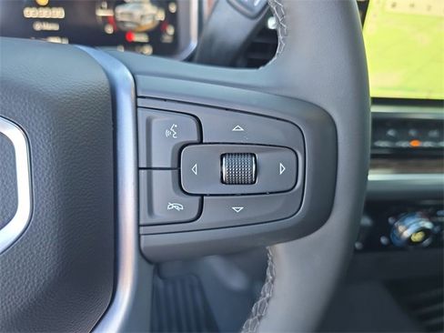 New 2026 GMC Sierra 1500 Elevation image 24