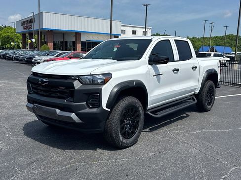 New 2026 Chevrolet Colorado Trail Boss AWD/4WD image 2