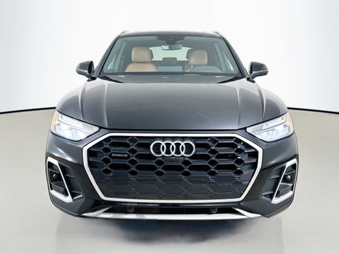 Used 2023 Audi Q5 2.0T Premium Plus w/ Premium Plus Package AWD/4WD image 2