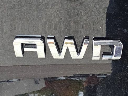 New 2025 Chevrolet Blazer LT w/ Convenience Package image 4