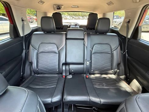 Used 2023 Nissan Pathfinder Platinum w/ Cargo Package AWD/4WD image 43