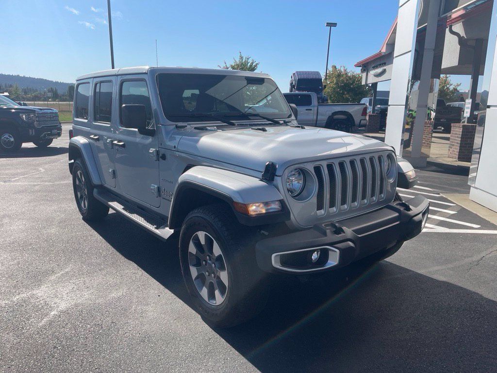 Used 2023 Jeep Wrangler Unlimited Sahara w/ Cold Weather Group AWD/4WD image 6