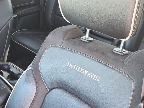 Used 2022 RAM 1500 Laramie w/ Laramie Southwest Edition image 15