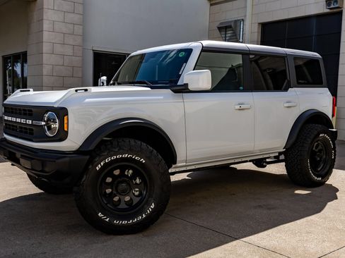 Used 2025 Ford Bronco Big Bend AWD/4WD image 3