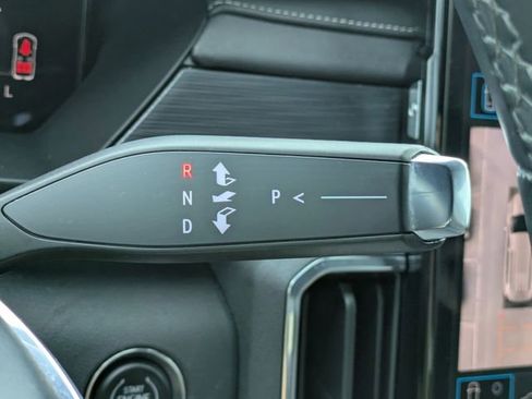 Used 2025 GMC Acadia Elevation FWD image 26