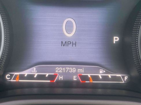 Used 2014 Jeep Cherokee Limited w/ Trailer Tow Group image 9